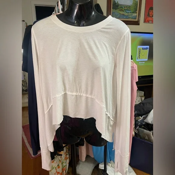 Free People Tempo Long Sleeve athletic top - Picture 3 of 8